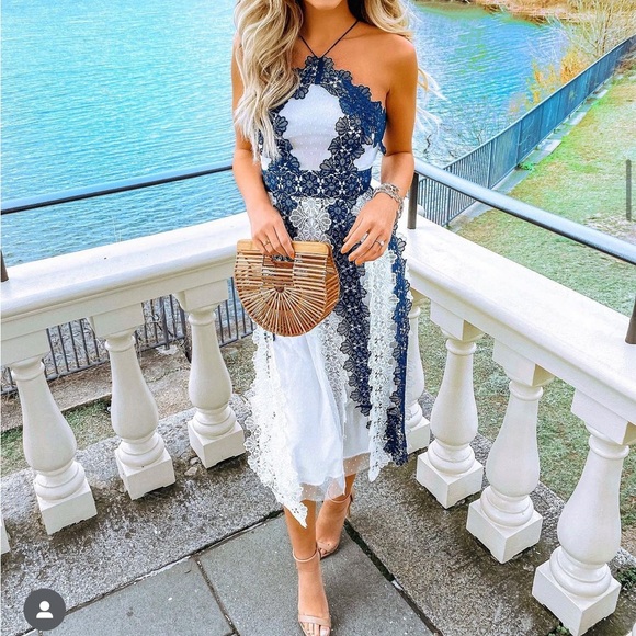 Floral Dress 🥂 - Picture 2 of 9